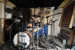 drumset1.jpg