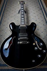 Gibson ES335 1963 Reissue.jpg