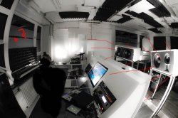StudioPic3-Abstrahl.jpg