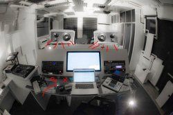 StudioPic1-Abstrahl.jpg