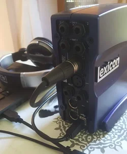 audiointerface-rear.webp