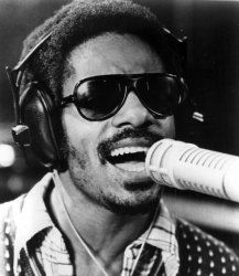 Stevie_Wonder_1973.jpeg