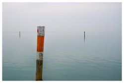 Italien - Bibione - Pfahl marina 2.jpg