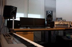 Studio 2-2.jpg