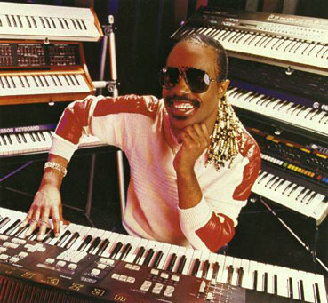 stevie_wonder_c4aeb7af6bbe7babb.jpg