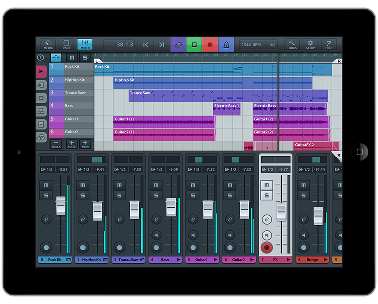 cubasis-1.6-mixer-with-ipad.png