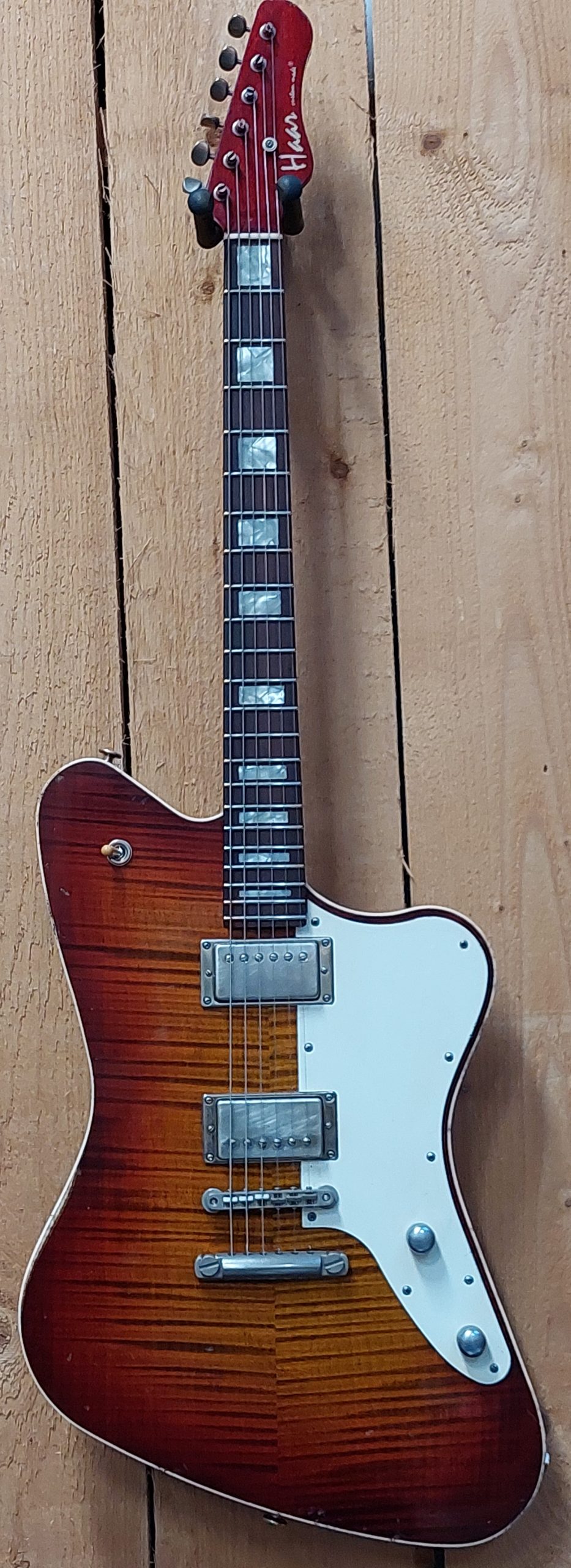 www.haarguitars.com