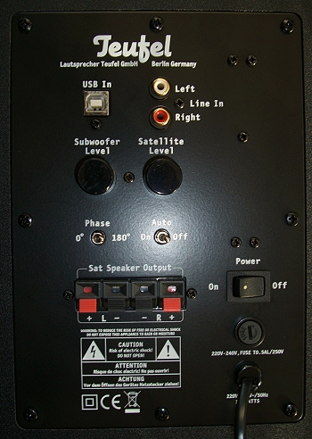 U82FF5q.jpg