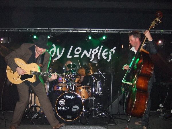 05.jpg