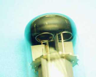 Mullard-EL34-Getter_t.jpg