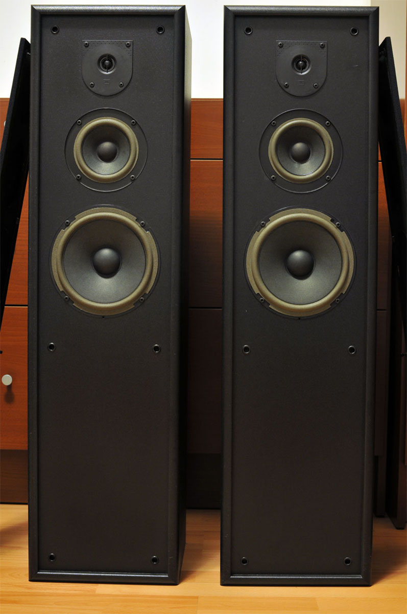21025_jbl_tlx_320_2.jpg