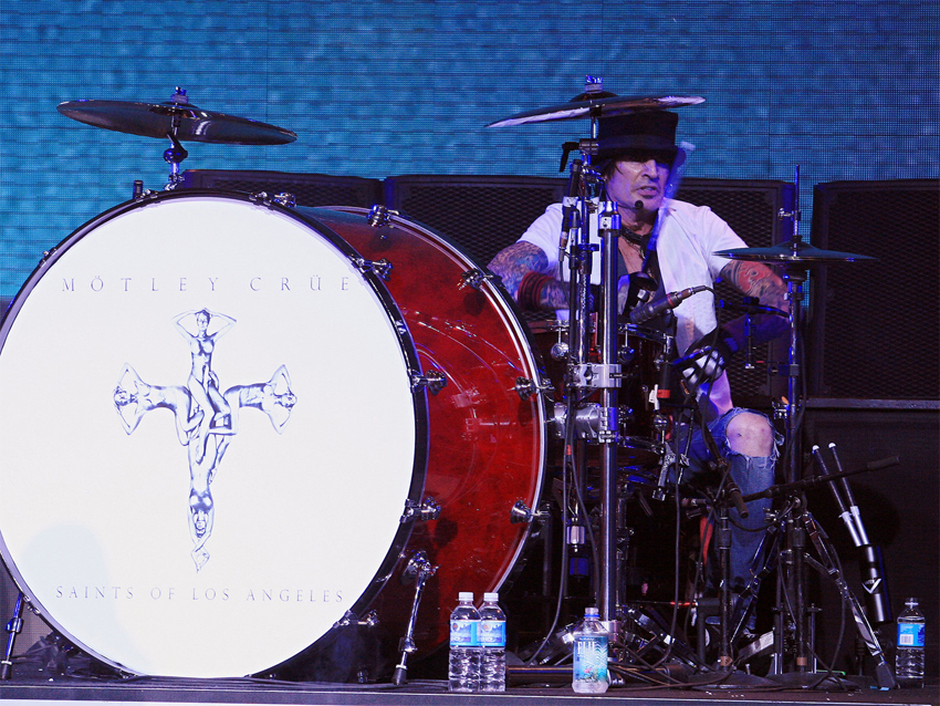 tommy-lee-corbis-3-850-100.jpg