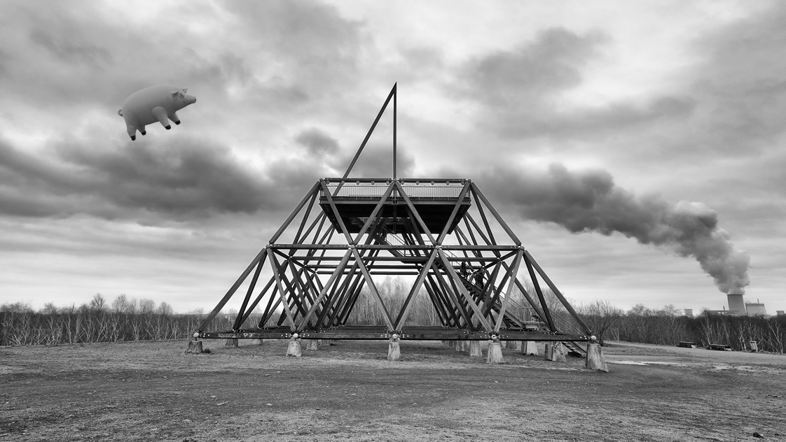 Pink-Floyd-Flying-Pig-amtlich.jpg