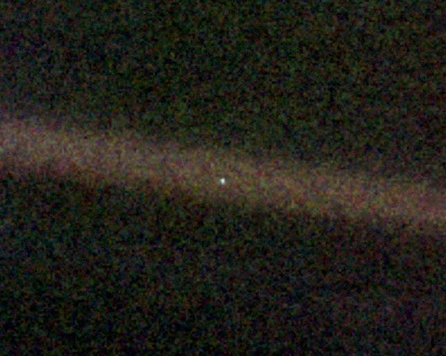 pale_blue_dot24.jpg