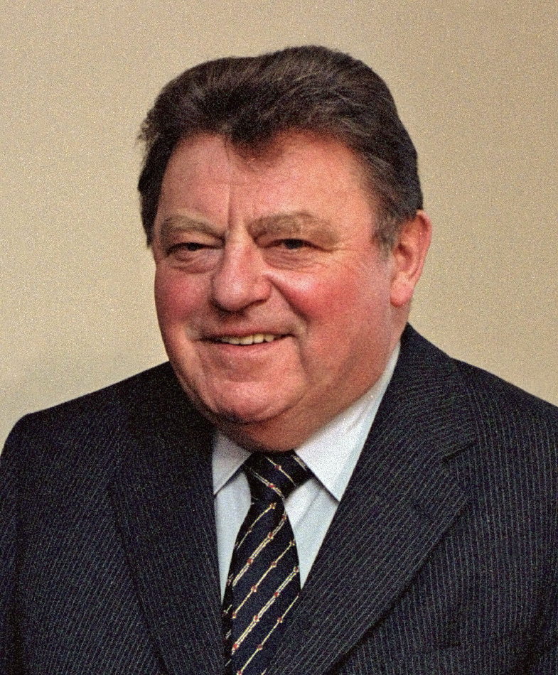 Franz_Josef_Strau%C3%9F_1982.jpg